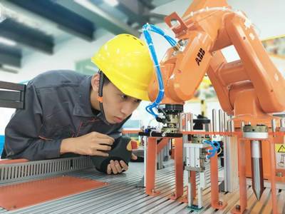 福建工業學校 中職旗艦賦能，擁抱出彩人生——工業機器人專業的時代召喚